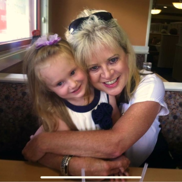 Meet your Posher, Brenda - Picture 1 of 1